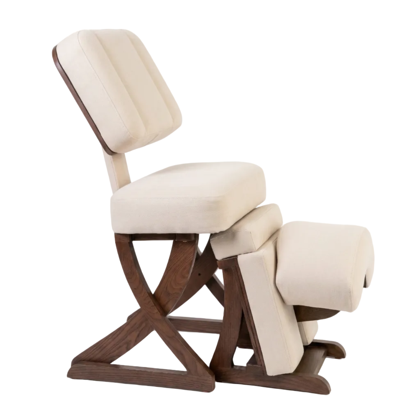 Meditation chair with a dynamic backrest offers a full range of postures, from forward upright positions to reclined tilt angles for maximum comfort during longer sessions.